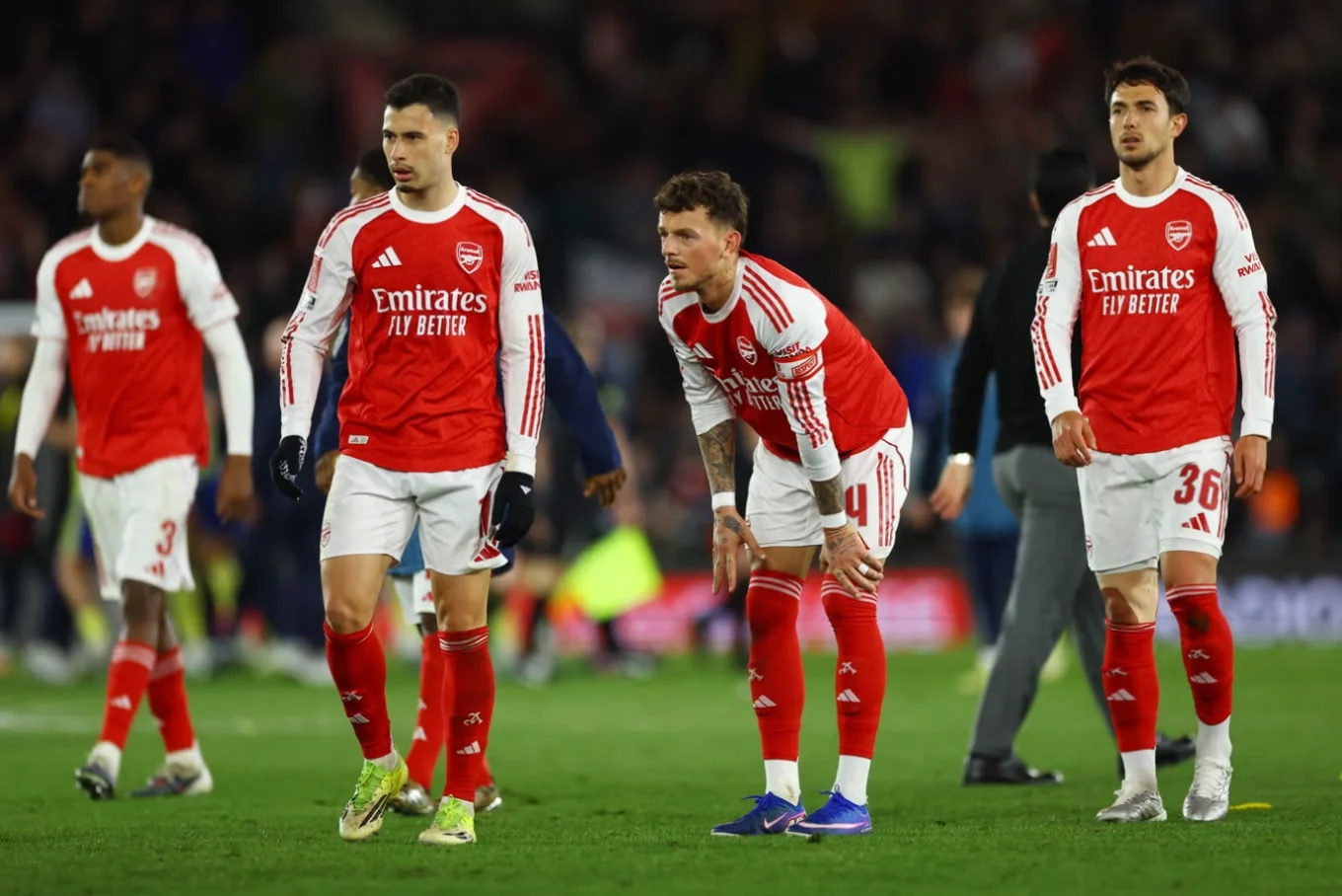 Arsenal hụt hơi