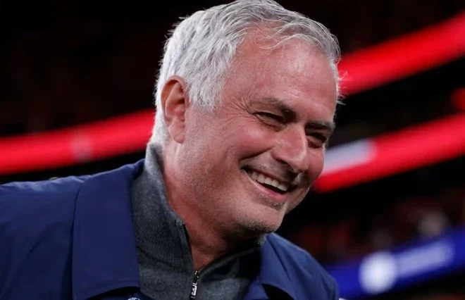 Mourinho Cảnh Báo