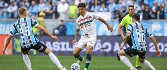 Gremio vs Fluminense đội khách phải đối mặt thử thách tại Arena do Gremio